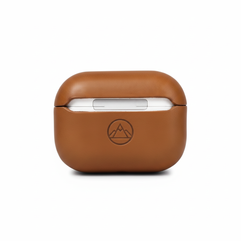 Coque AirPods cuir marron - fond blanc